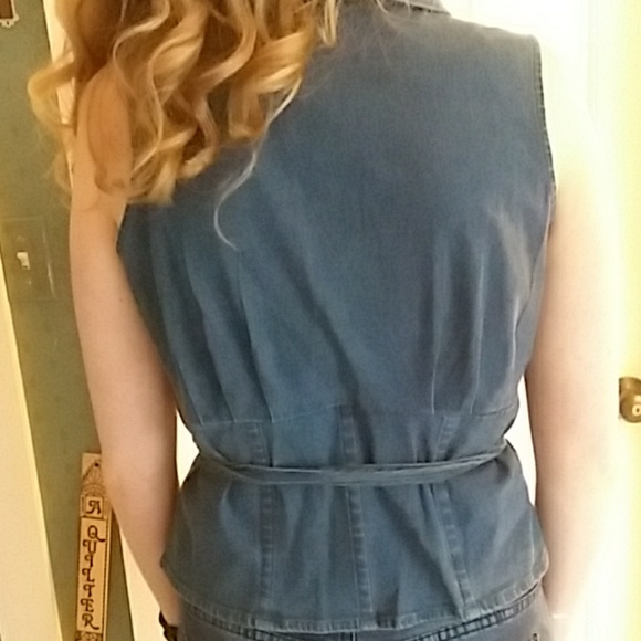 British Khaki  Brand, Denim Lace Up Top - Picture 4 of 7